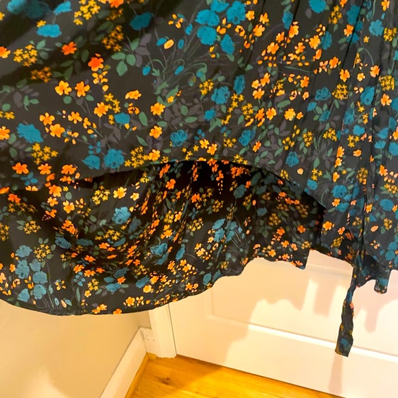 Floral faux wrap high low dress. Size 2x - Picture 3 of 4